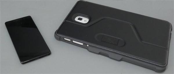 A smartphone and a tablet PC